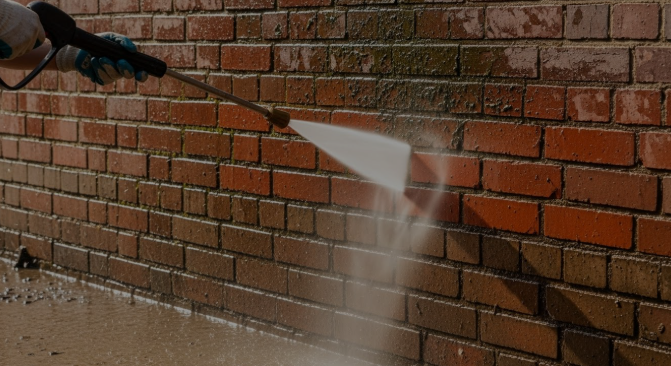 can you pressure wash house bricks